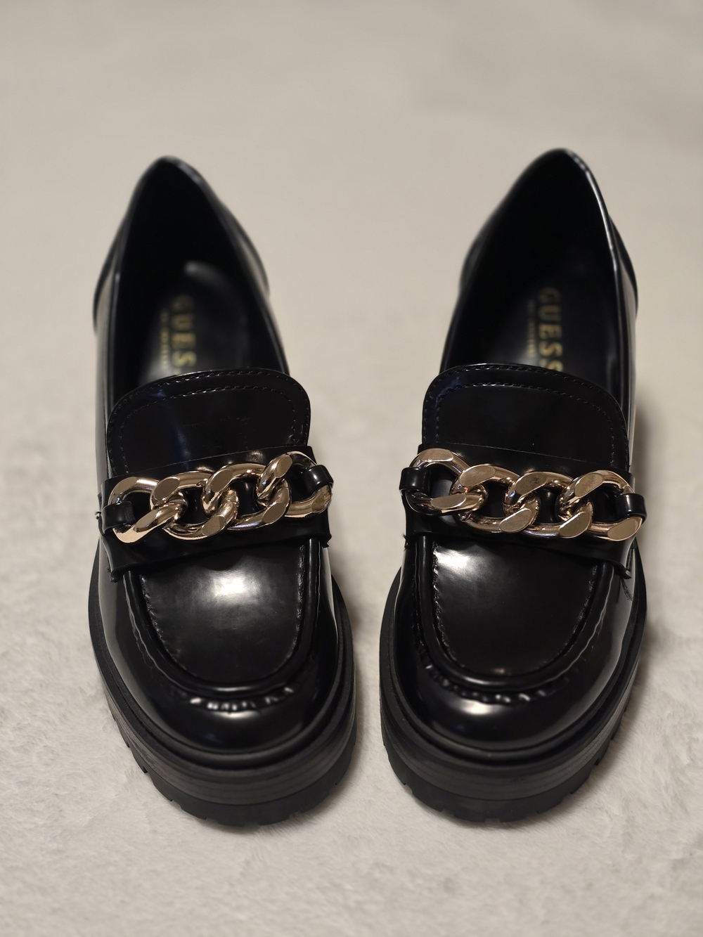GUESS Hillford Chunky Black Patent Leather Chain Loafers - Size 7.5